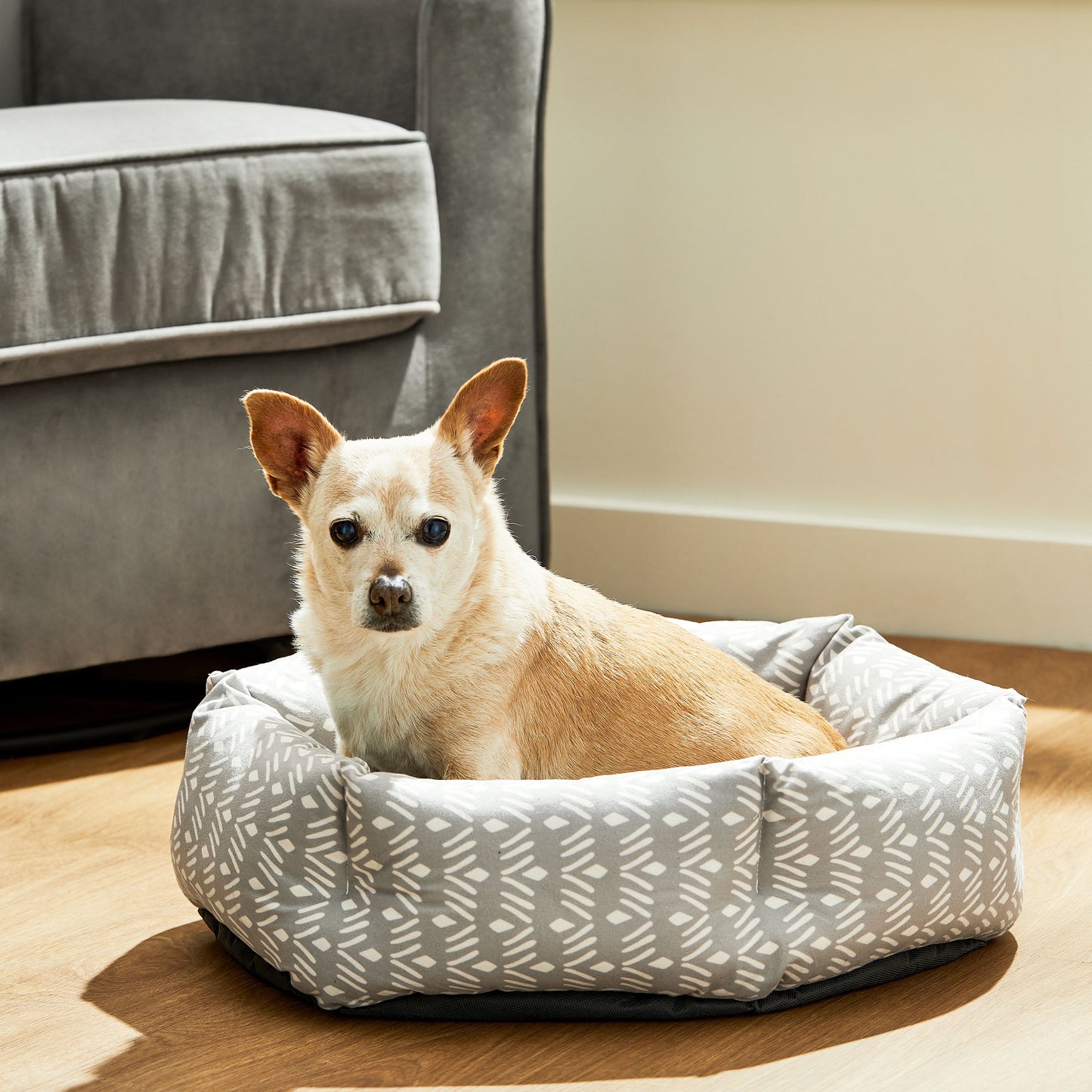 Small Cozy Cuddler-Style Dog & Cat Bed, Gray Ikat Print