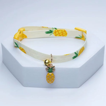 New Kawaii Cat Collar with Bell Cute Necklace for Small Dog Pet Flower Necklace Adjustable Kitten Neck Collar Cat Accessories