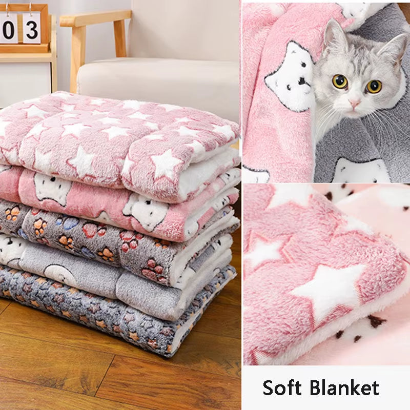 Pet Mats Dog Mats Winter Cat Mats Thick Blankets Autumn and Winter Dog Beds Cat Beds Large and Small Dog Beds Warm Sleeping Mats