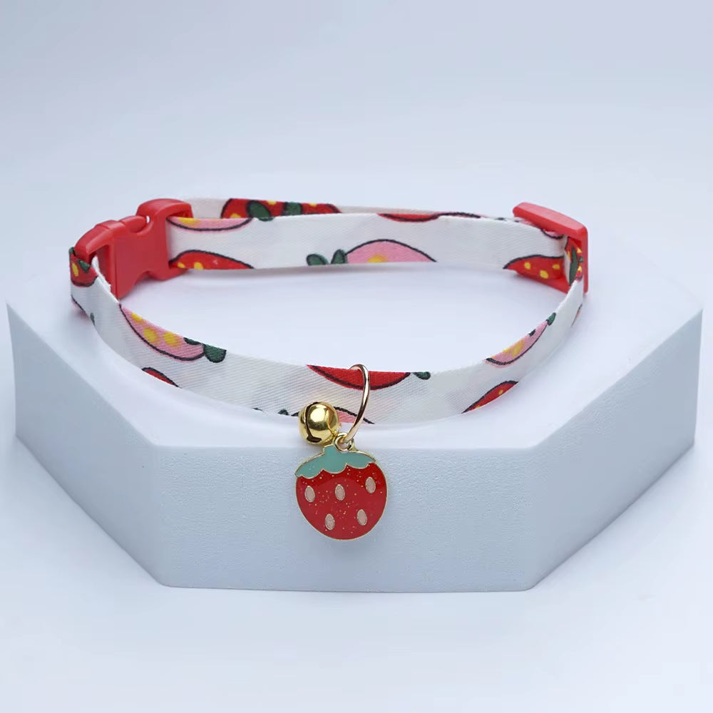 New Kawaii Cat Collar with Bell Cute Necklace for Small Dog Pet Flower Necklace Adjustable Kitten Neck Collar Cat Accessories