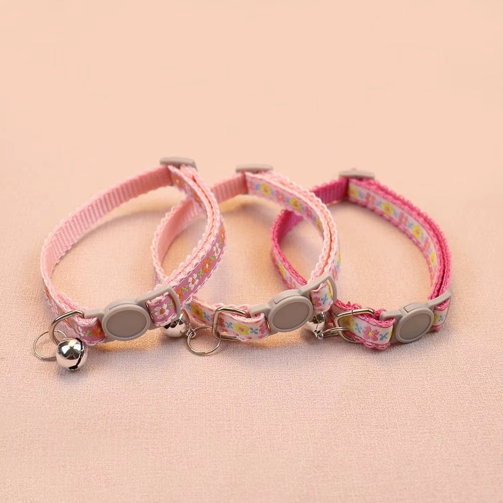 Fashion Floral Embroidered Cat Collars Adjustable Durable Pet Collars Cute Lace Collar with Bell Cat Supplies
