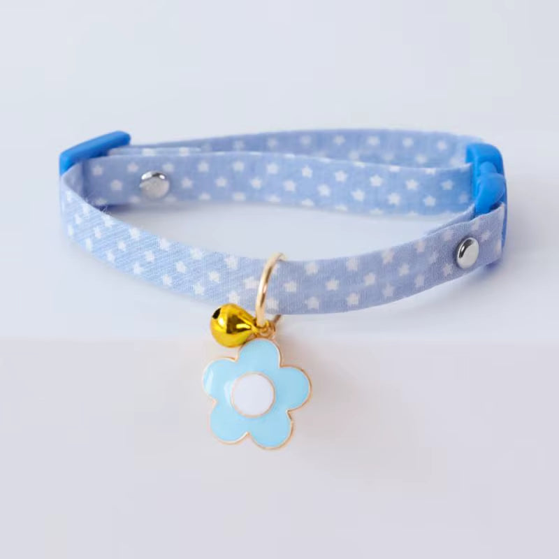 Collar Sakura Heart Fruit Cat Plaid Cat Collars Bell Cartoon Necklace Adjustable Collar for Cat Small Dog Pet Cat Accessories