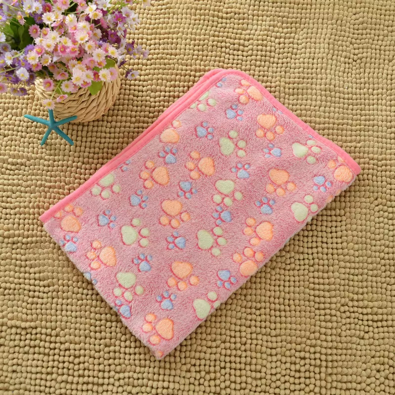New Winter Soft Flannel Fleece Cat Dog Bed Blanket Bed Mats Paw Foot Print Warm Pet Sleeping Beds Cover Mat for Dogs Cats Pets