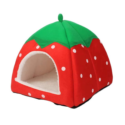 Strawberry Hamster House Guinea Pig Hideout Small Animal Bed Hideaway Hide Hut Cage Accessories for Autumn Winter