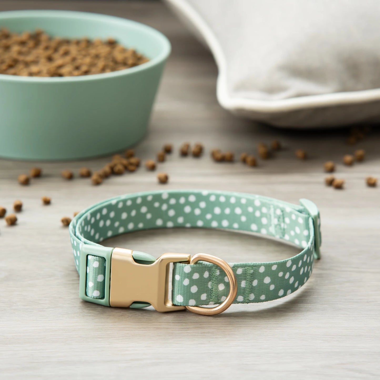 Polka Dot Print Fashion Dog Collar, Metal Buckle, Green, Small