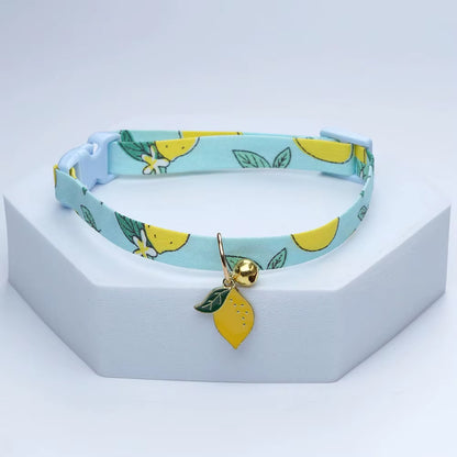 New Kawaii Cat Collar with Bell Cute Necklace for Small Dog Pet Flower Necklace Adjustable Kitten Neck Collar Cat Accessories