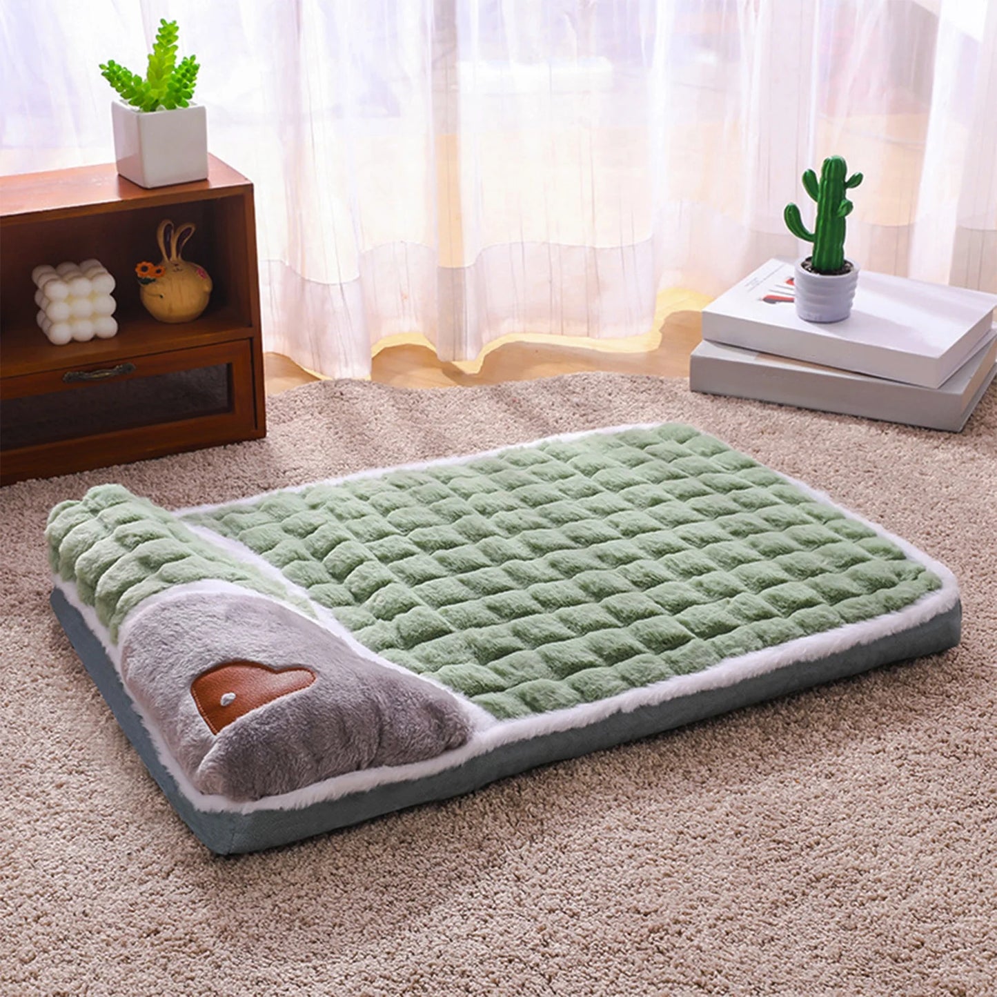 Soft Pets Bed for Small Dogs and Cats, Velvet Pet Beds,Washable Small Dog Cat Bed, Comfort and Fuzzy Pet Couch Sofa Bed,Warming Pets Bed for Indooor Home,Bedroom,Winter Holiday(13.7*19.7 In)