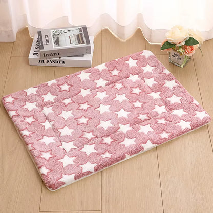 Pet Mats Dog Mats Winter Cat Mats Thick Blankets Autumn and Winter Dog Beds Cat Beds Large and Small Dog Beds Warm Sleeping Mats