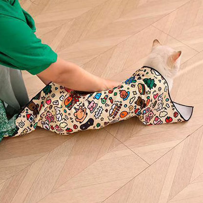 Cat Restraint Wrap Self-Adherent Cat Grooming Wrap Anti-Bite Anti-Scratch Anti-Escape Cat Swaddle Wrap for Cats and Dogs