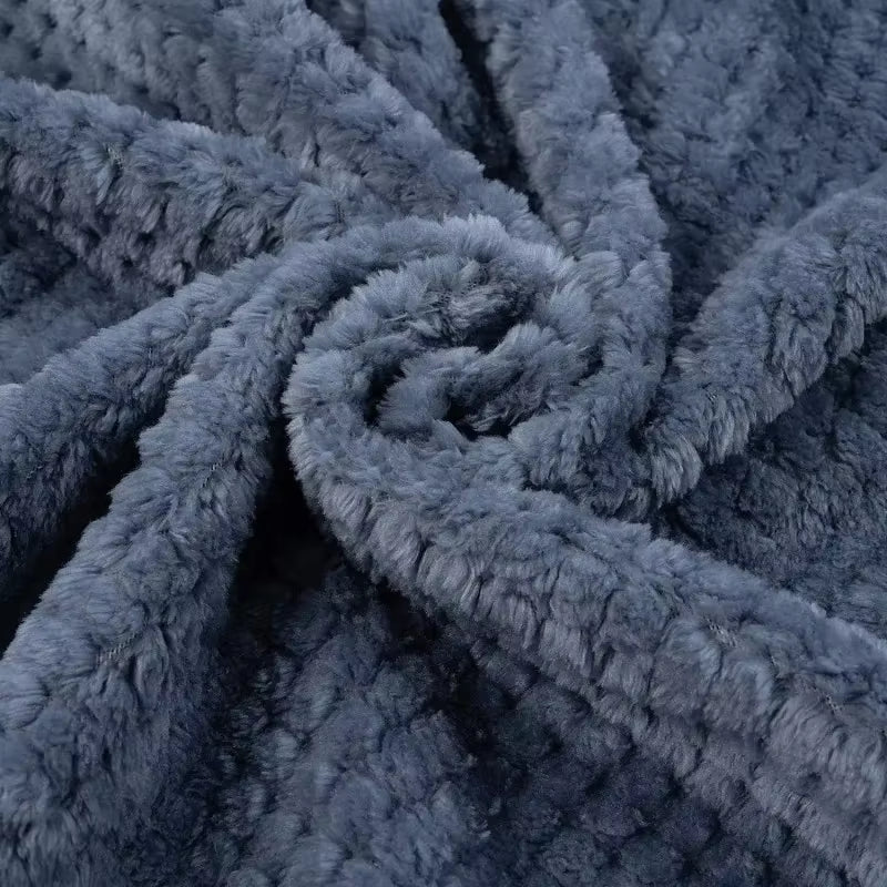 Soft Pet Blanket Plush Dog Sleeping Blanket Solid Color Washable Sofa Pad Portable Warm Cat Bed Blanket Home Carpet for Winter