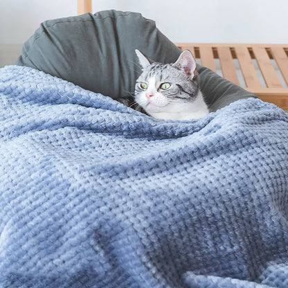 Soft Pet Blanket Plush Dog Sleeping Blanket Solid Color Washable Sofa Pad Portable Warm Cat Bed Blanket Home Carpet for Winter